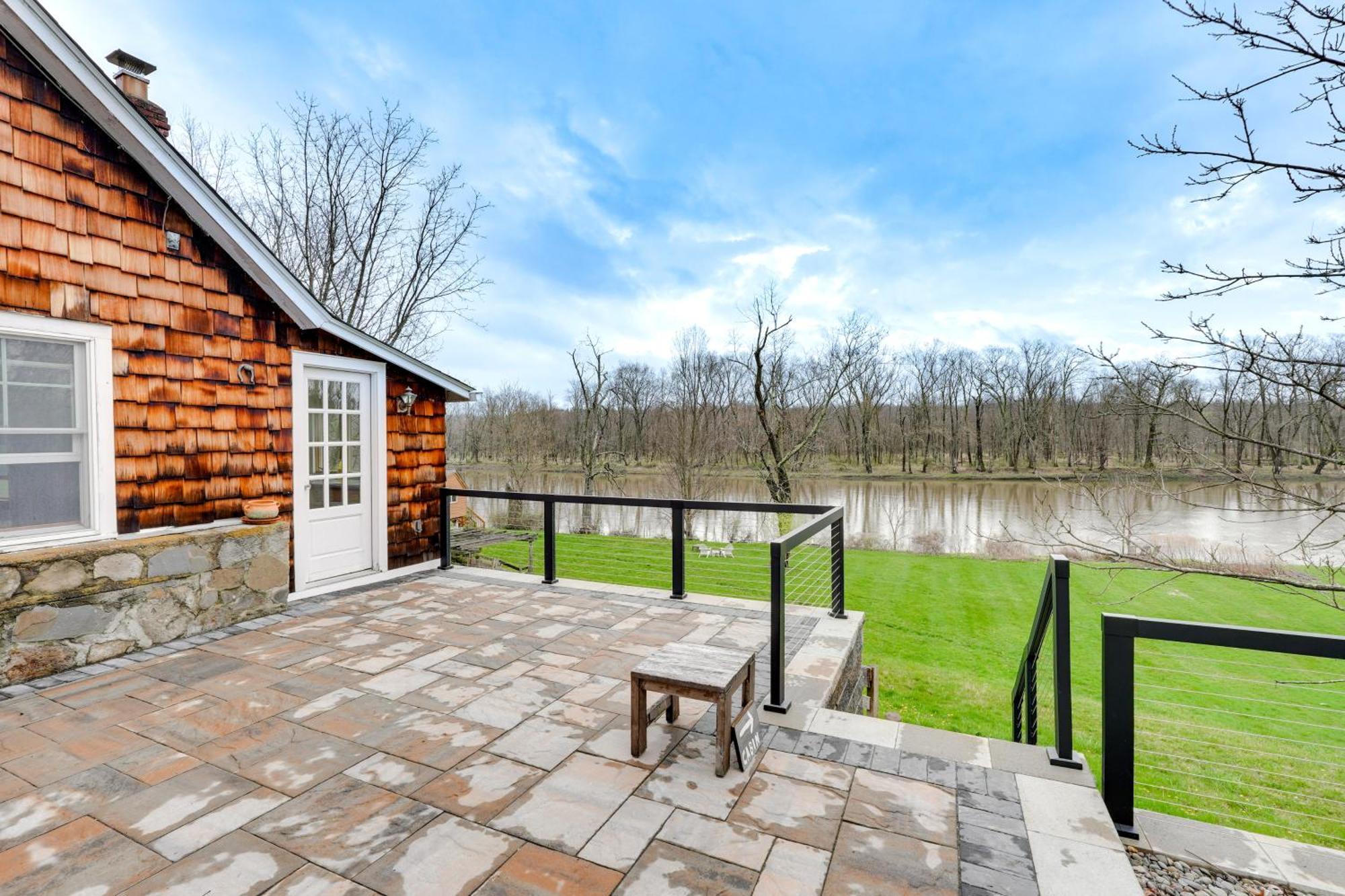 Cozy Upstate Studio With Walkill River Views! New Paltz Exterior photo