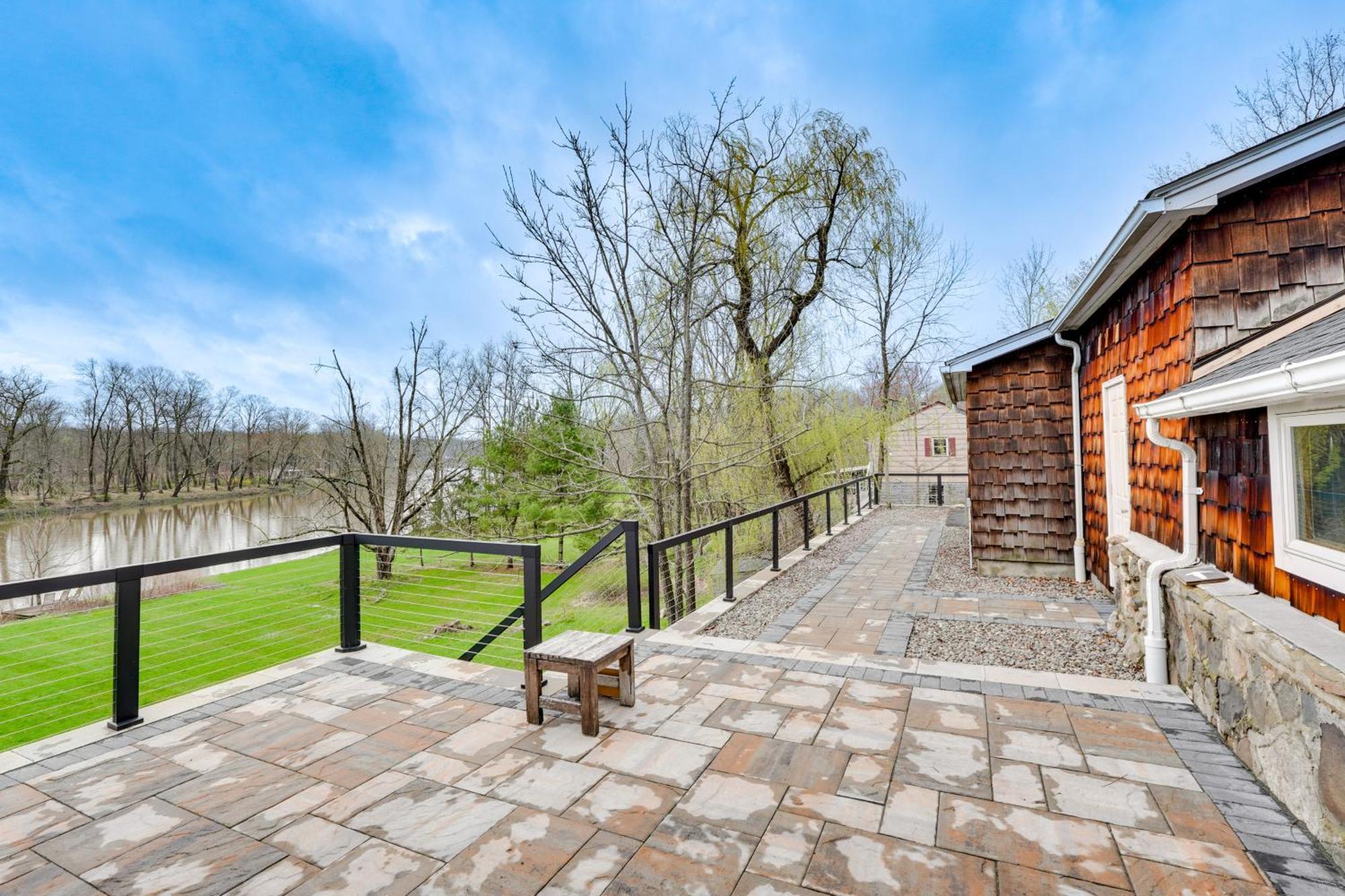 Cozy Upstate Studio With Walkill River Views! New Paltz Exterior photo