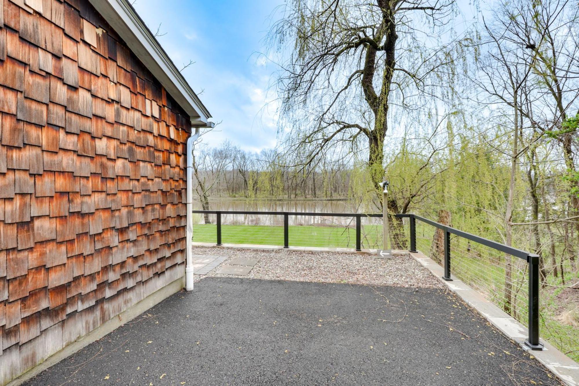 Cozy Upstate Studio With Walkill River Views! New Paltz Exterior photo
